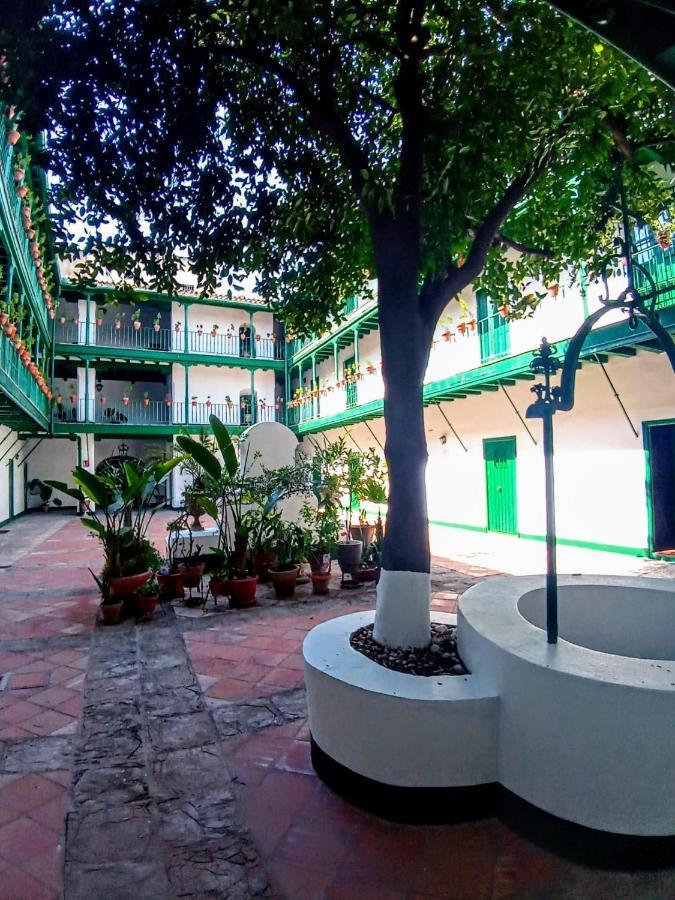 La Puerta Verde De Las Setas De Sevilla Eksteriør bilde